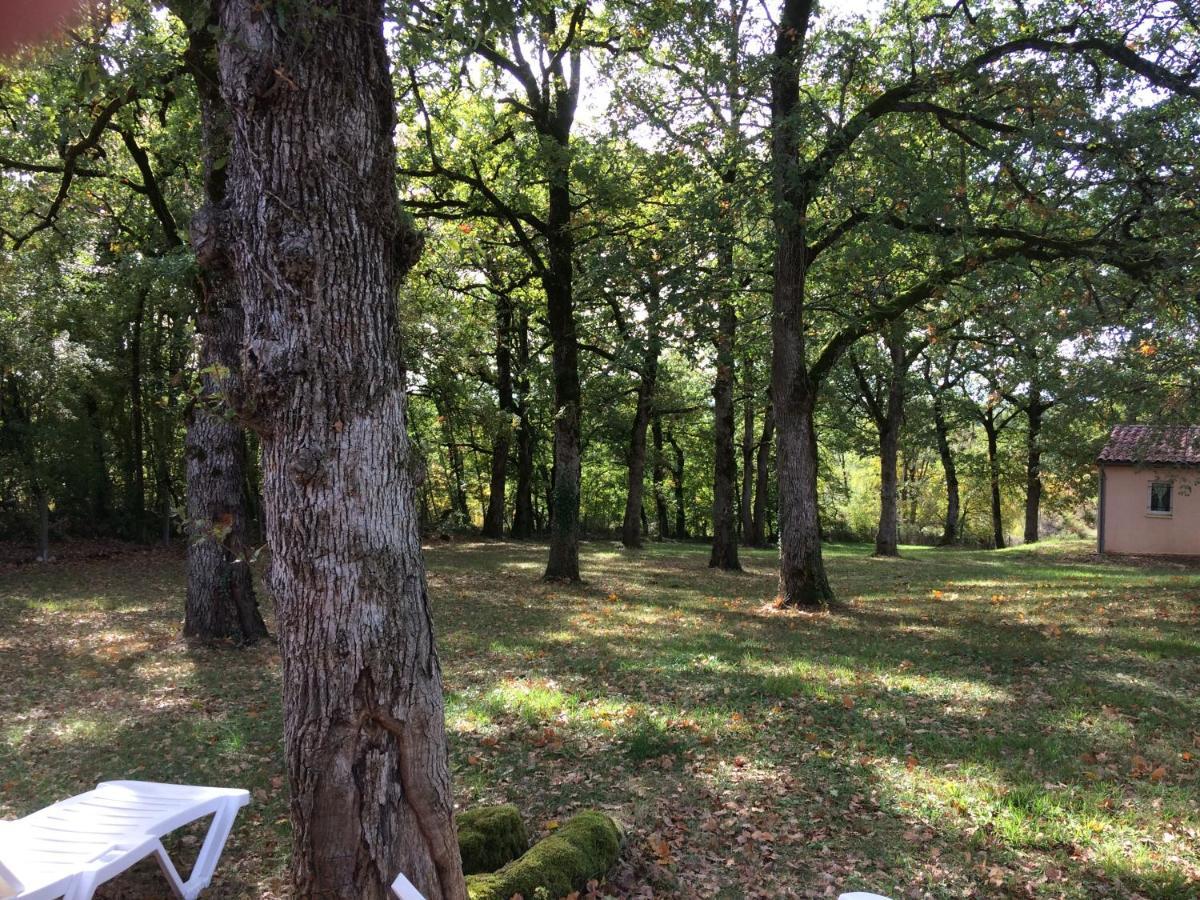 Les Sentiers Du Causse Hotel Lentillac du Causse Bagian luar foto