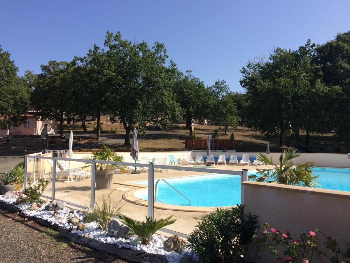 Les Sentiers Du Causse Hotel Lentillac du Causse Bagian luar foto