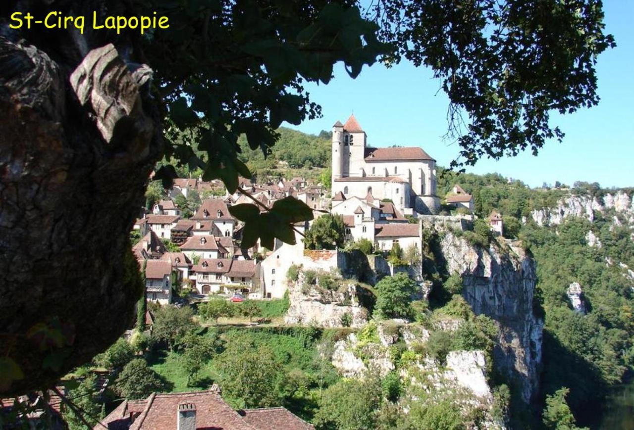 Les Sentiers Du Causse Hotel Lentillac du Causse Bagian luar foto
