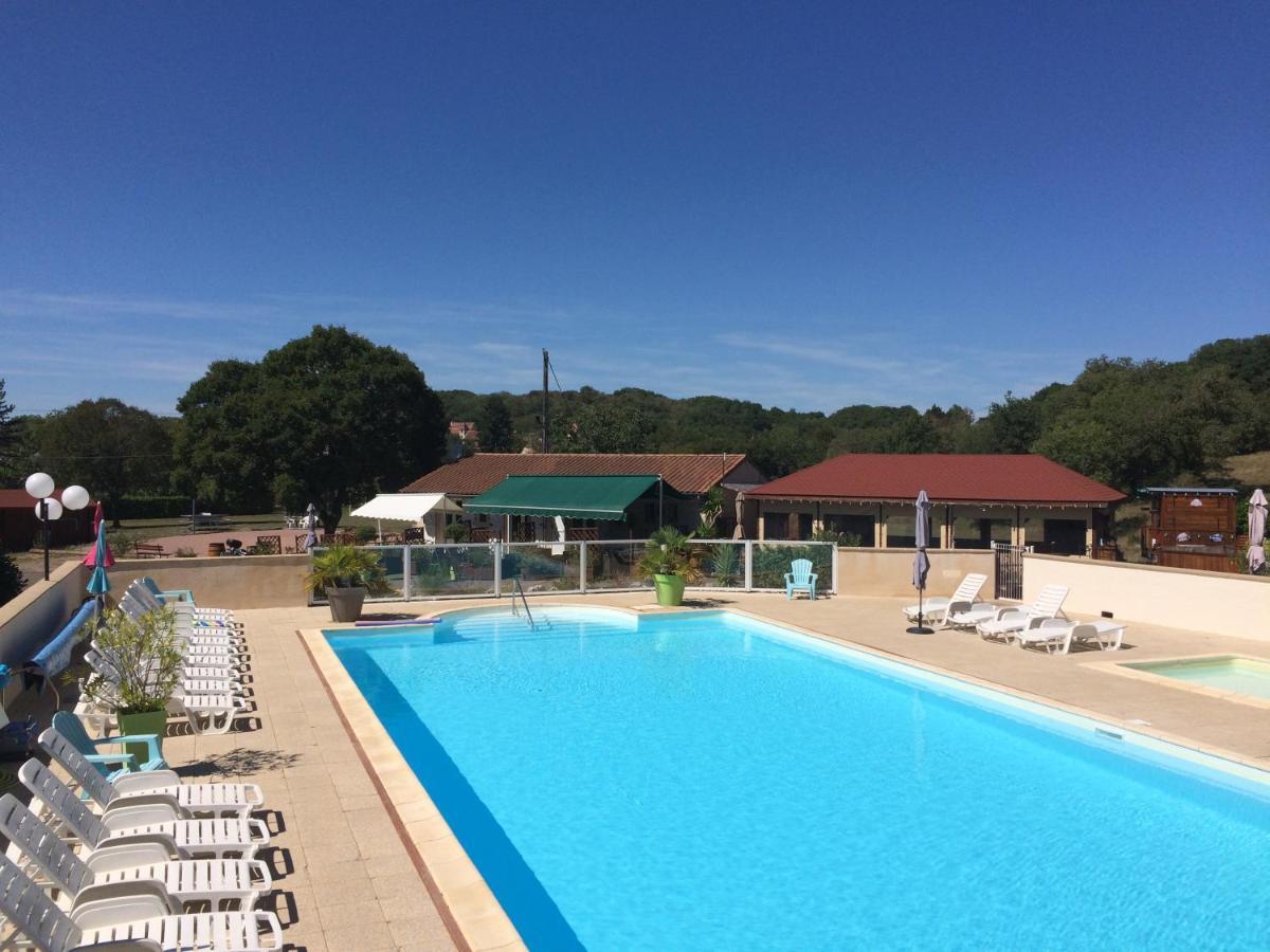 Les Sentiers Du Causse Hotel Lentillac du Causse Bagian luar foto
